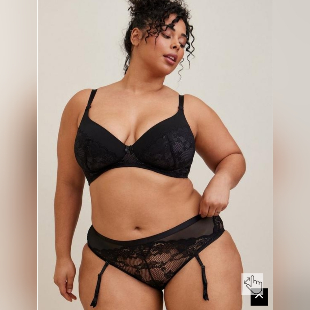 Torrid Tattoo Lace Mid-Rise Hipster Panty With Removable garter